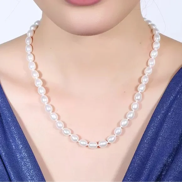 6-7mm Hand Strung Natural Rice Pearl Necklace Earring Set - Picture 4 of 11